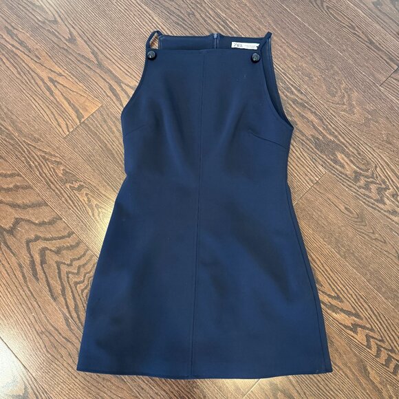 Zara Short Dress with Buttons - Picture 3 of 9